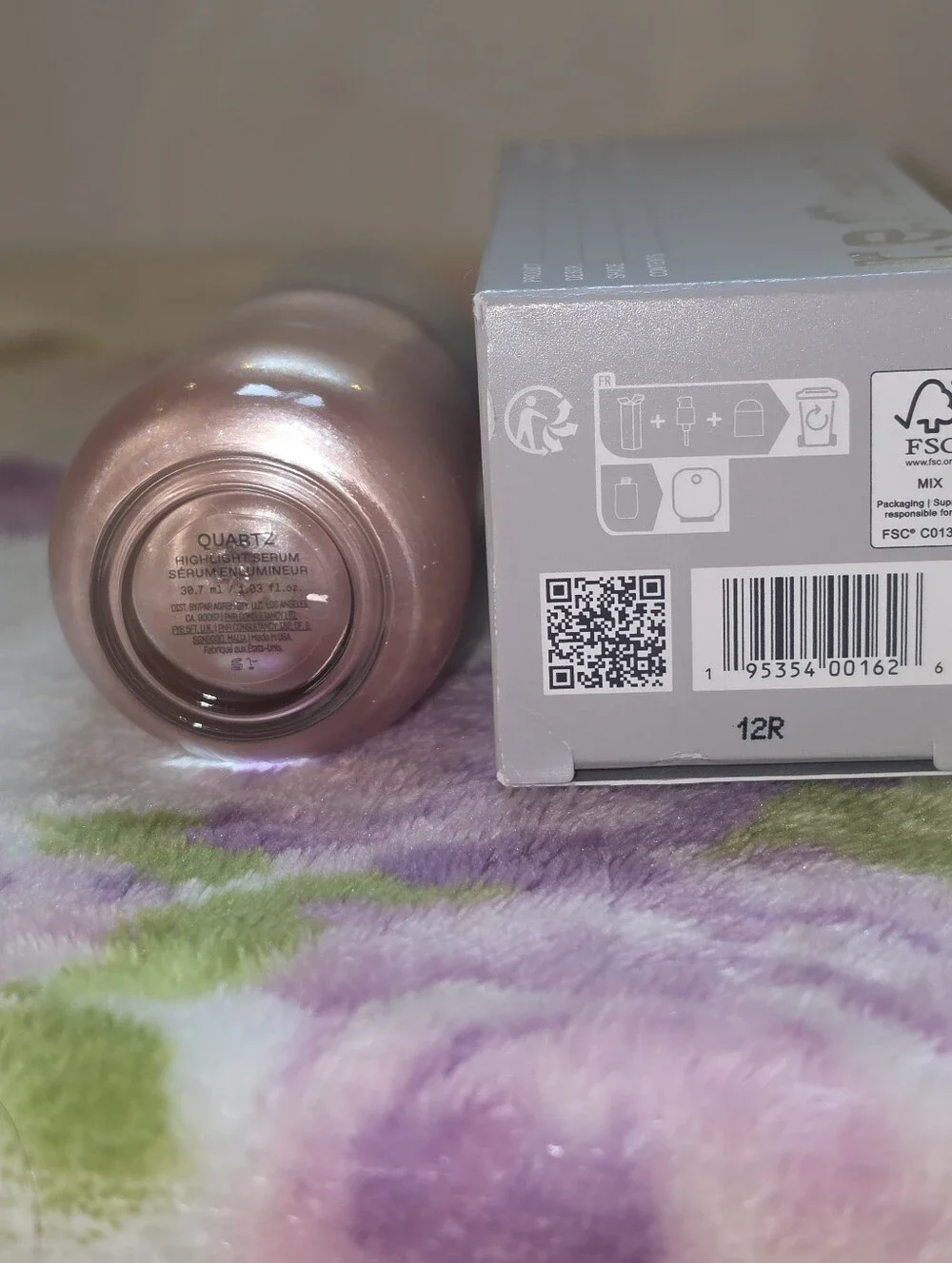 r.e.m. Beauty Dreamglow Highlight Serum In QUARTZ
